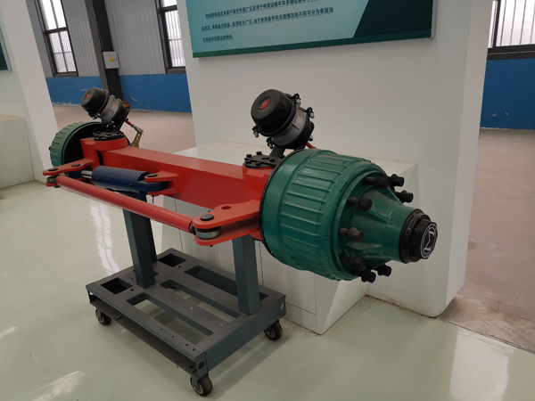 Eixo de Reboque Modular Hidráulico Hydraulic Modular Trailer Axle