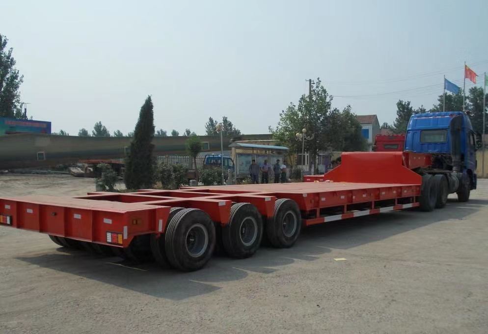 reboque rebaixado lowbed trailer